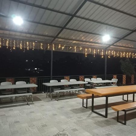 Villa Chacha At Macarena, Megamendung מראה חיצוני תמונה