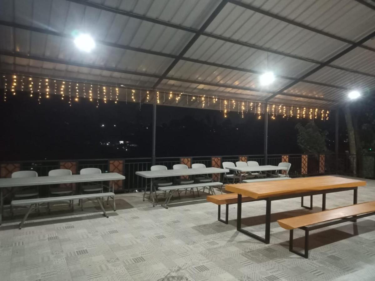 Villa Chacha At Macarena, Megamendung מראה חיצוני תמונה