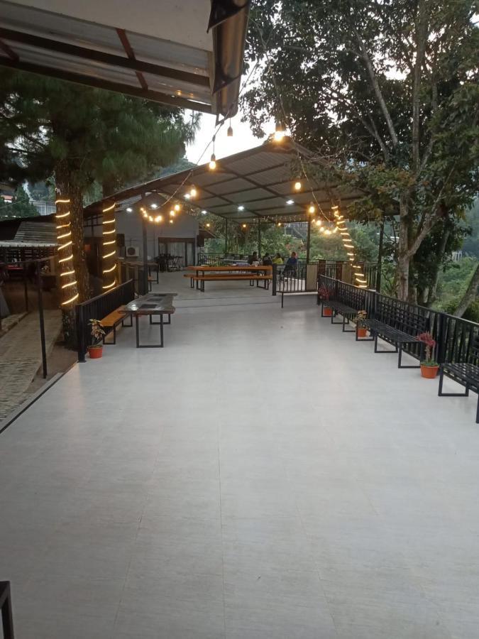 Villa Chacha At Macarena, Megamendung מראה חיצוני תמונה